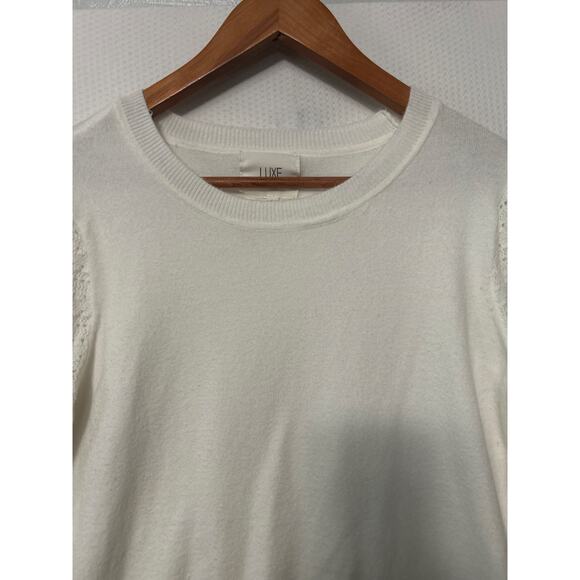 LUXE by Tricot Cream Long Sleeve Round Neck  Lightweight Sweater Size Medium - Picture 2 of 10